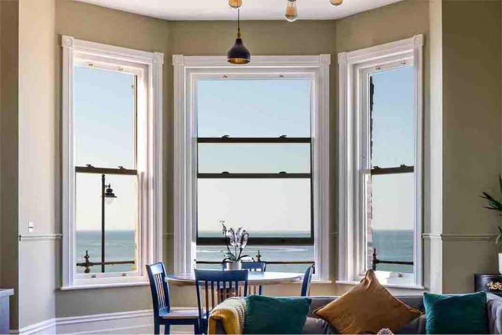 Beachfront Luxury Home With Spectacular Sea Views Herne Bay Exterior foto